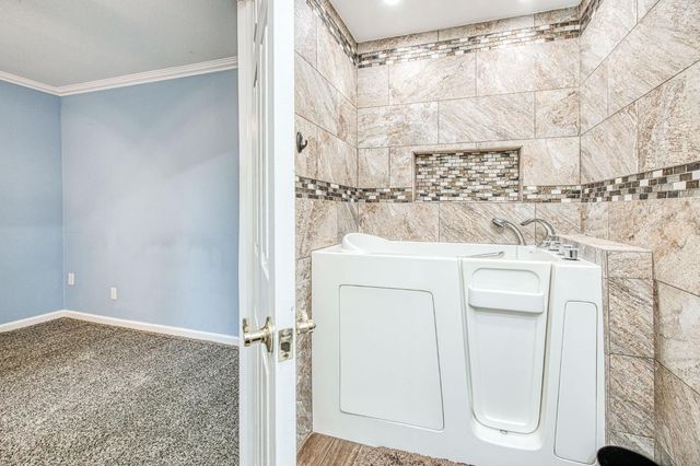 6680 N Remington Avenue, Fresno, CA 93704