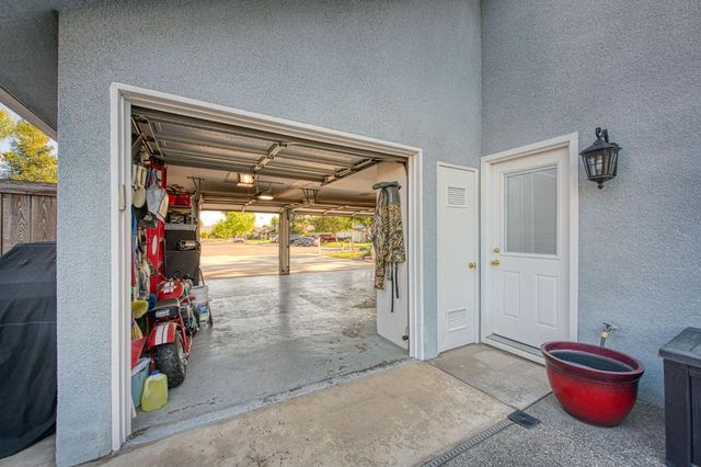 6680 N Remington Avenue, Fresno, CA 93704