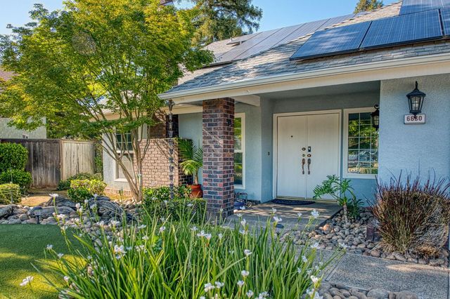 6680 N Remington Avenue, Fresno, CA 93704