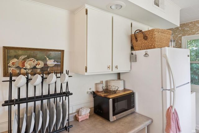 2003 E Washington Street, South Bend, IN 46617