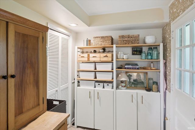 2003 E Washington Street, South Bend, IN 46617