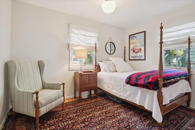 2003 E Washington Street, South Bend, IN 46617