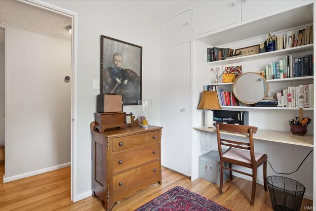 2003 E Washington Street, South Bend, IN 46617