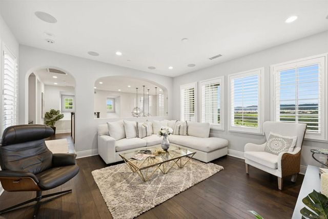 14849 Chesfield Ct, San Diego, CA 92127