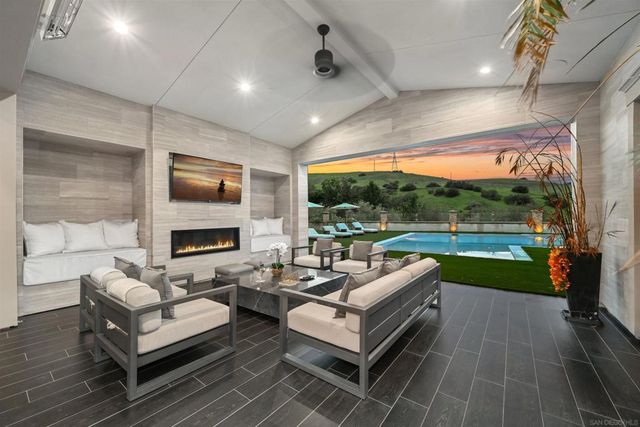 14849 Chesfield Ct, San Diego, CA 92127