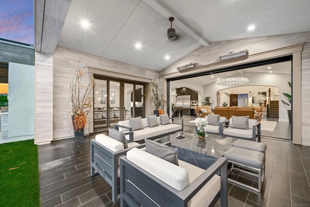 Image 10 of property listing at 14849 Chesfield Ct, San Diego, CA 92127