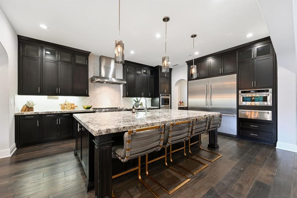 Image 11 of property listing at 14849 Chesfield Ct, San Diego, CA 92127