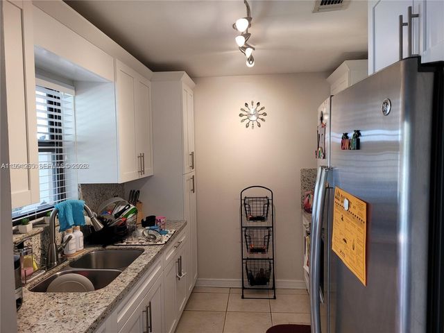 4919 SW 139th Ct, Miami, FL 33175