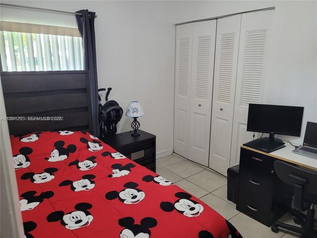 4919 SW 139th Ct, Miami, FL 33175