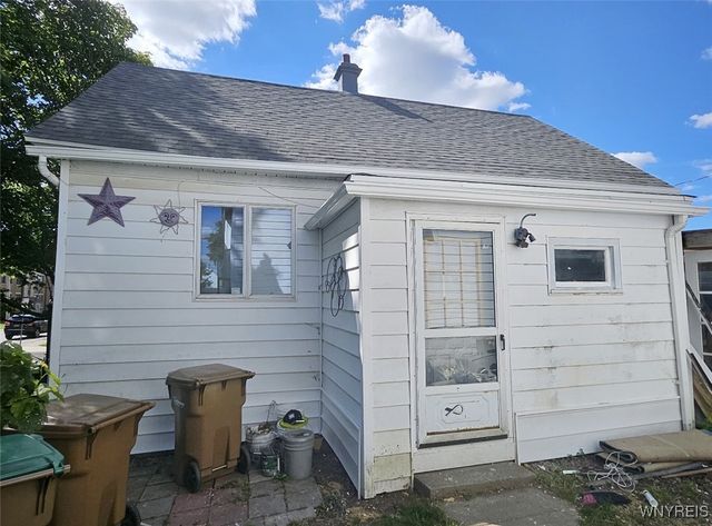 88 Woodell Avenue, Cheektowaga, NY 14211