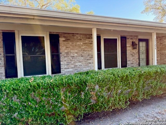 1104 Newhall, Beeville, TX 78102