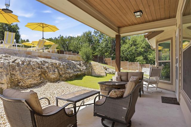 21911 Moffat DR, Briarcliff, TX 78669