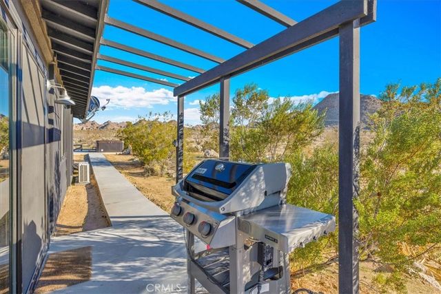 8729 Rock Haven Road, Joshua Tree, CA 92252
