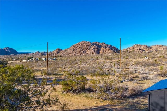 8729 Rock Haven Road, Joshua Tree, CA 92252