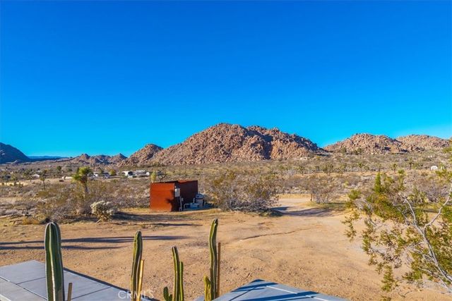 8729 Rock Haven Road, Joshua Tree, CA 92252