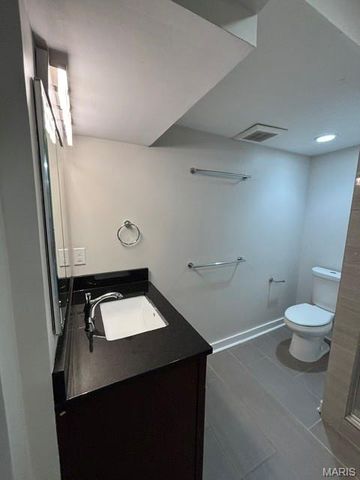 7541 Delmar Boulevard, University City, MO 63130