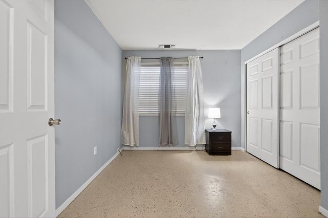 810 River Raft Ct, Modesto, CA 95351