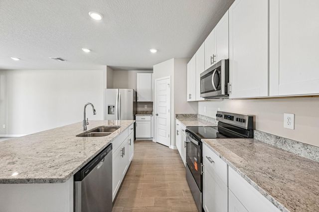 5437 Hampton Park Circle, Vero Beach, FL 32966