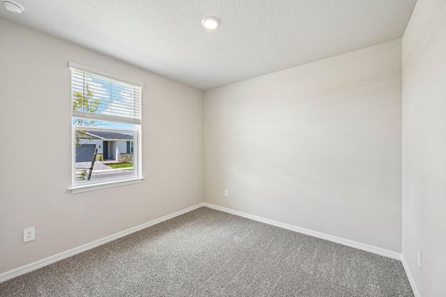 5437 Hampton Park Circle, Vero Beach, FL 32966