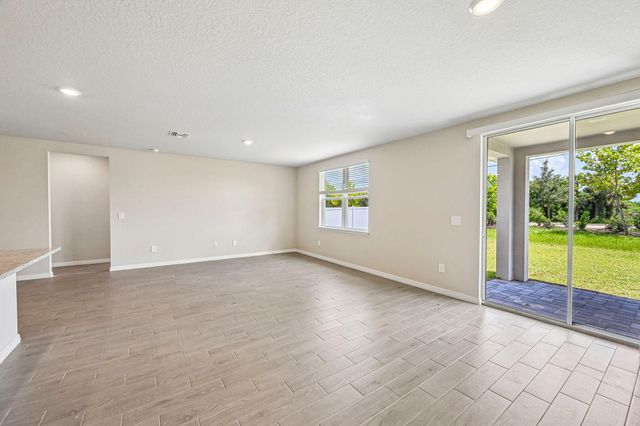 5437 Hampton Park Circle, Vero Beach, FL 32966