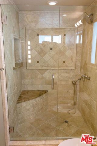 17097 Palisades Circle, Pacific Palisades (los Angeles), CA 90272