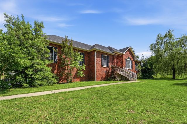 1510 Rapids Rd, Portland, TN 37148