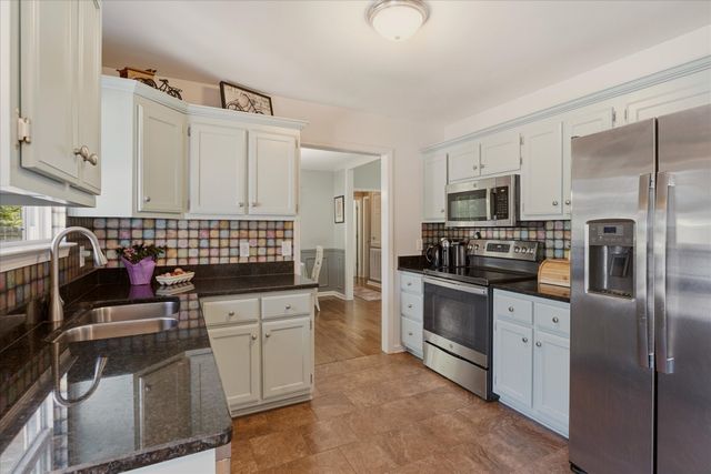 1510 Rapids Rd, Portland, TN 37148