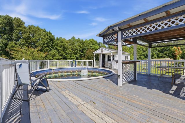 1510 Rapids Rd, Portland, TN 37148