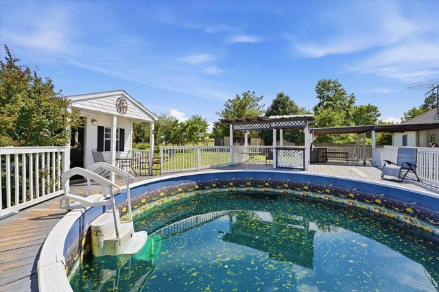 1510 Rapids Rd, Portland, TN 37148