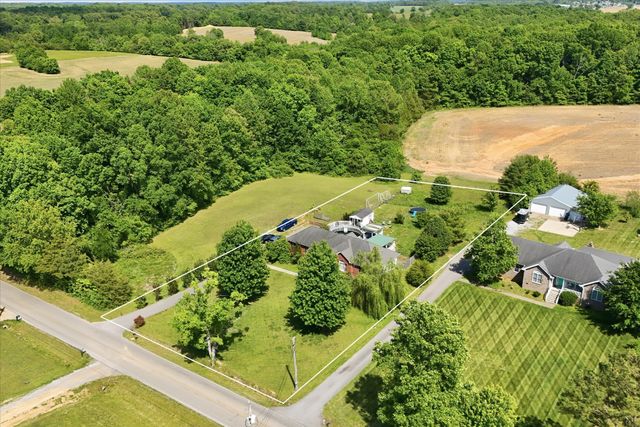 1510 Rapids Rd, Portland, TN 37148