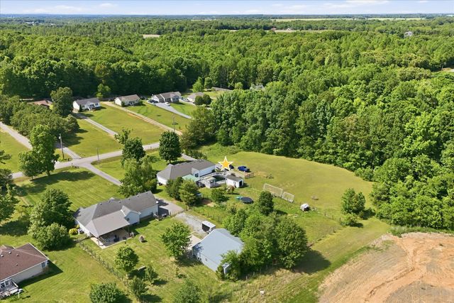 1510 Rapids Rd, Portland, TN 37148