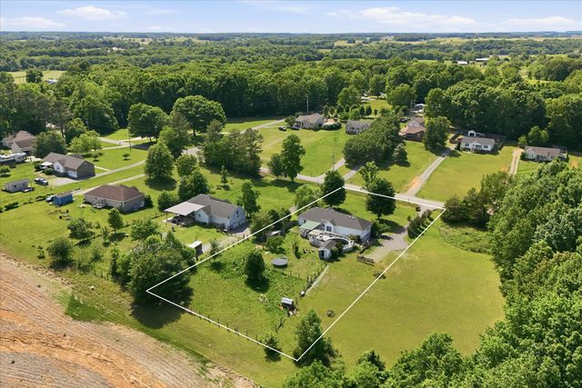 1510 Rapids Rd, Portland, TN 37148