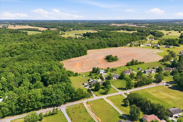 1510 Rapids Rd, Portland, TN 37148