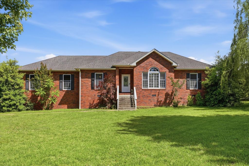 1510 Rapids Rd, Portland, TN 37148