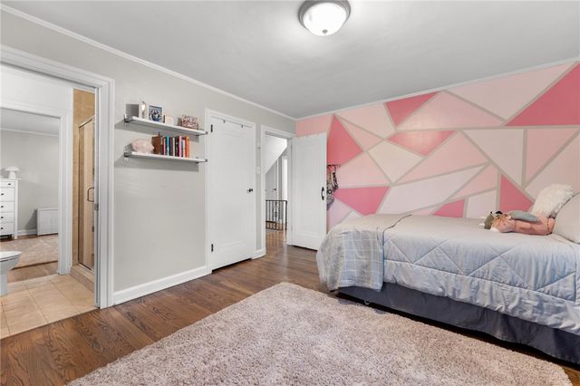 1401 Navahoe Dr, Mt Lebanon, PA 15228