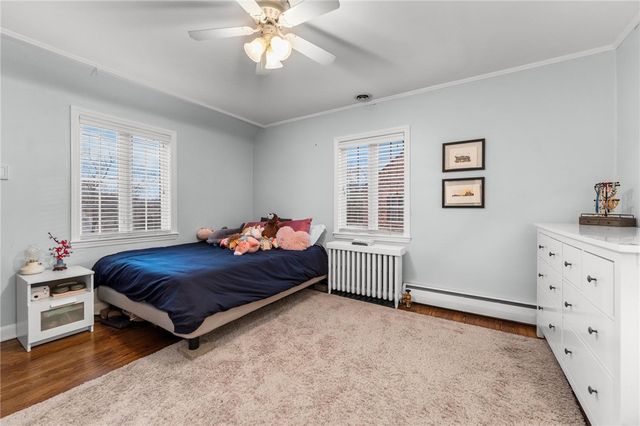 1401 Navahoe Dr, Mt Lebanon, PA 15228