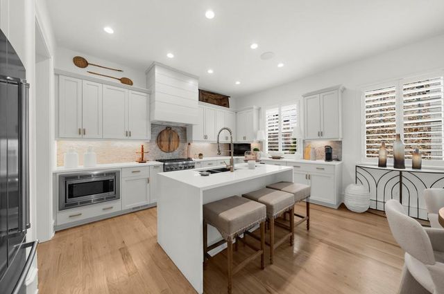 210 North Esplanade, Alpharetta, GA 30009