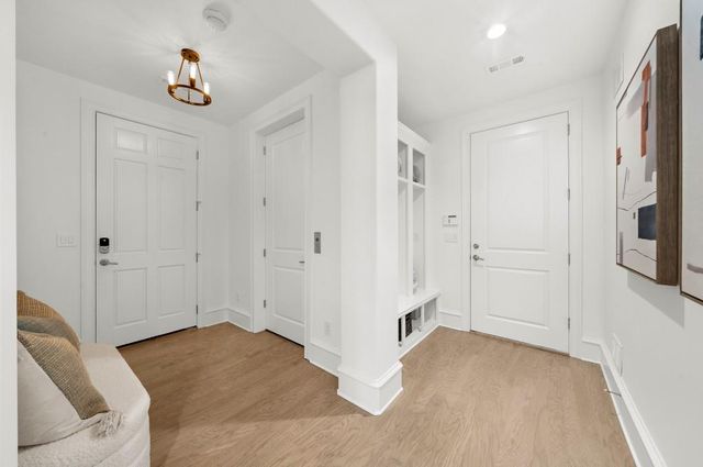 210 North Esplanade, Alpharetta, GA 30009