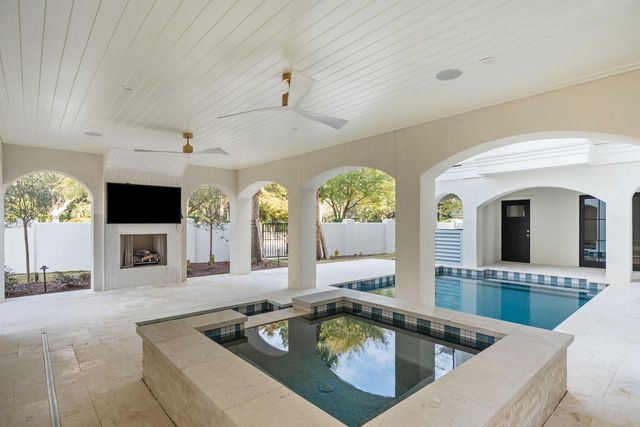 492 Creek Landing Street, Charleston, SC 29492