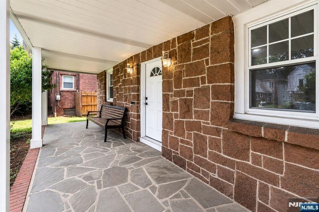 1087 Lambert Road, Teaneck, NJ 07666
