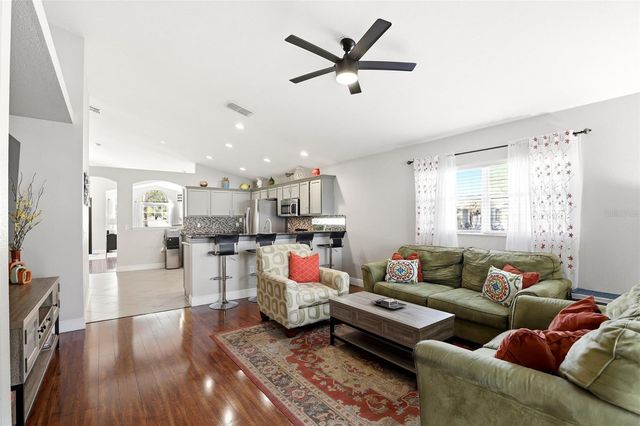 2501 BALMORAL DR, Kissimmee, FL 34744