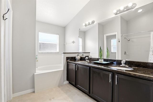 2501 BALMORAL DR, Kissimmee, FL 34744