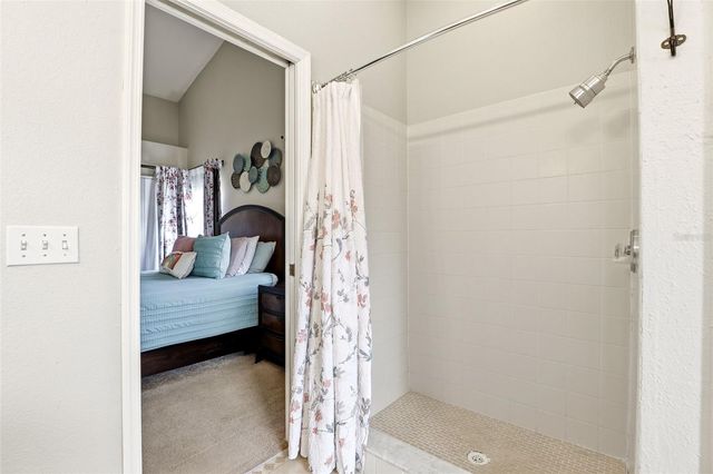 2501 BALMORAL DR, Kissimmee, FL 34744