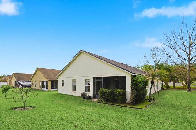 2501 BALMORAL DR, Kissimmee, FL 34744