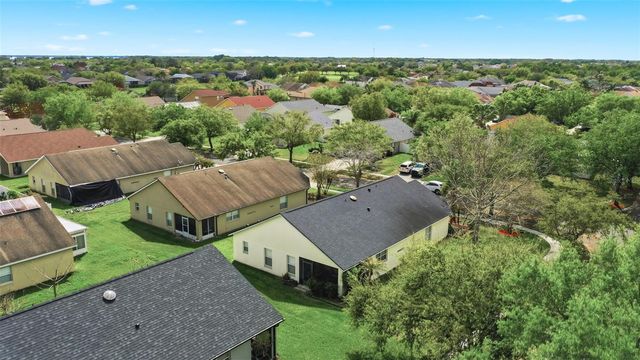 2501 BALMORAL DR, Kissimmee, FL 34744