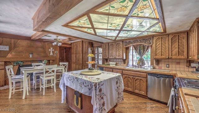 8213 Rancho Destino Road, Las Vegas, NV 89123