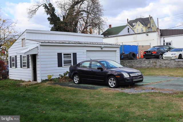 333 & 335 N CATHERINE ST, Middletown, PA 17057