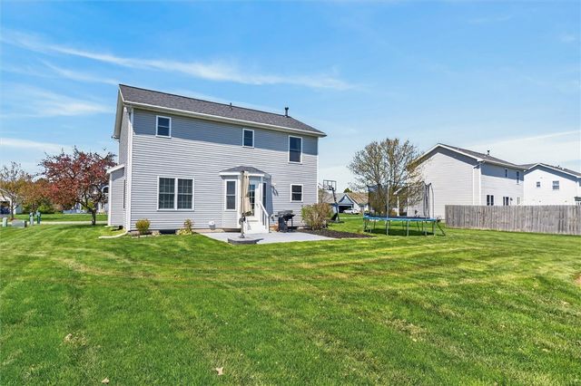 75 Westcombe Park, Henrietta, NY 14586