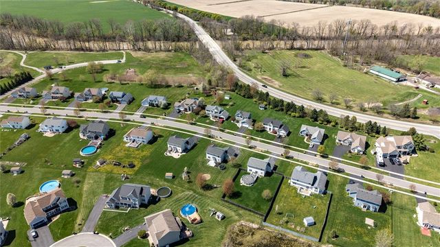 75 Westcombe Park, Henrietta, NY 14586