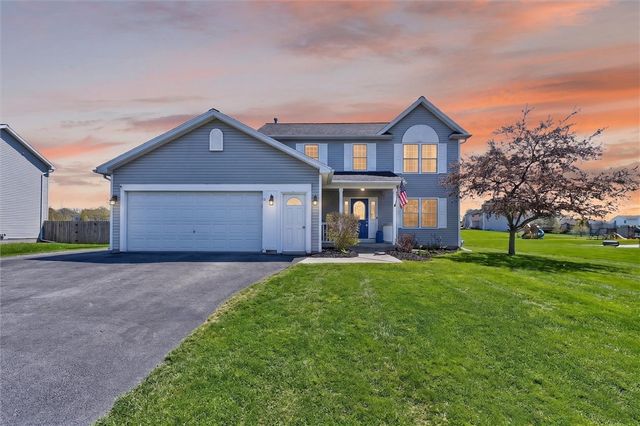 75 Westcombe Park, Henrietta, NY 14586
